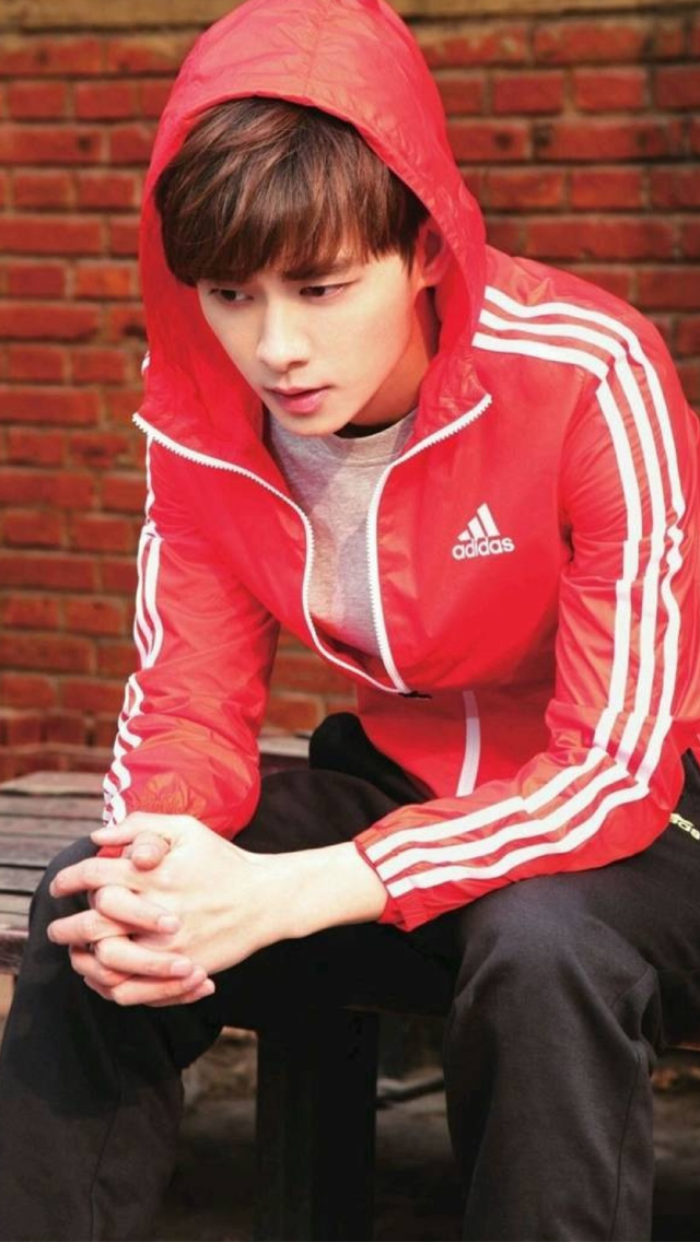 李易峰刷脸七年终获认可:不是暴发户