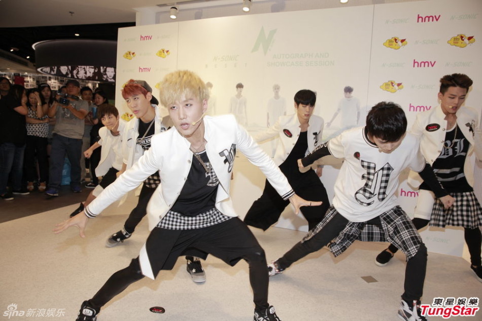 【2014.08.01】【明星】 N-SONIC男团Zion望