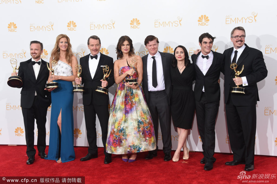 组图:《绝命毒师第五季》获剧情类最佳剧集奖