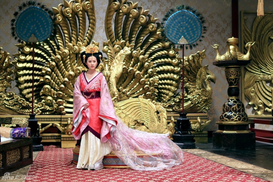 组图《卫子夫》王珞丹郑媛元上演二女争夫