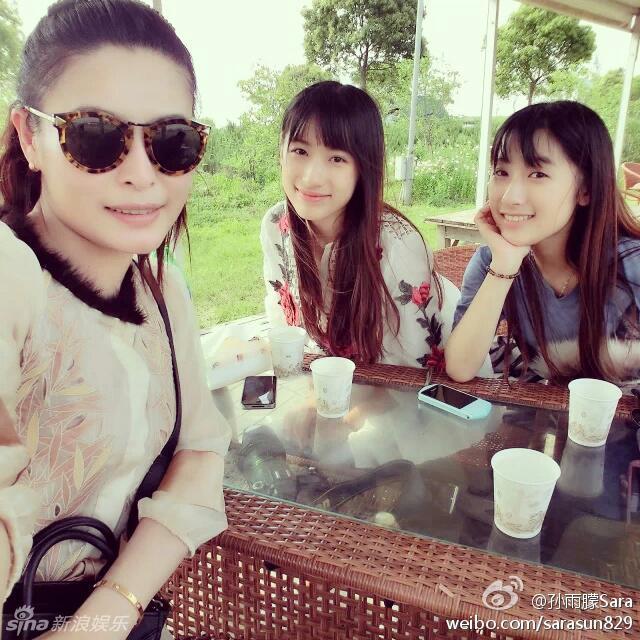 组图:复旦<em>双胞胎姐妹花</em>走红 清纯可爱电晕宅男