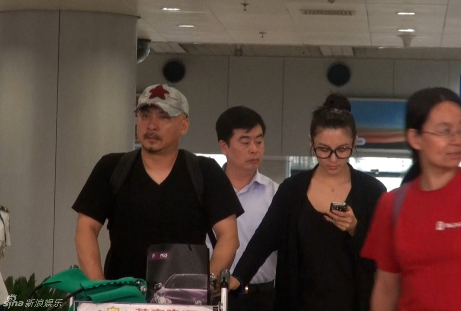 张雨绮婚前感叹:谁是谁老公都是临时工