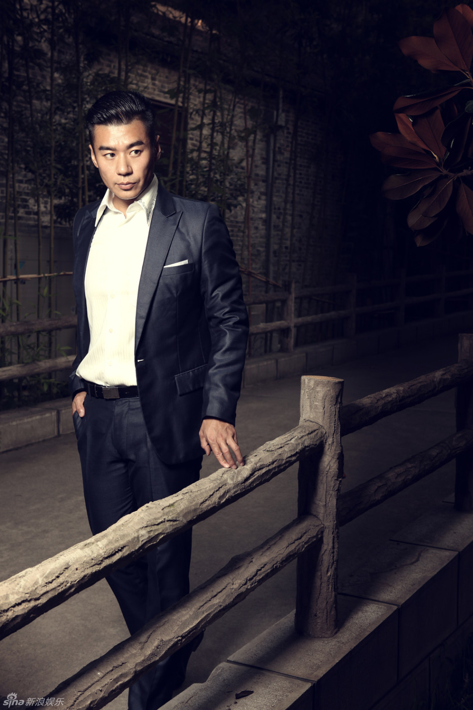 组图:徐佳写真大片曝光 戏里戏外尽显型男本色_高清