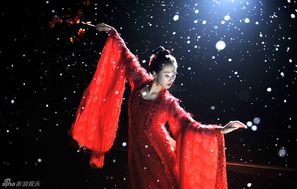 组图:明星古装舞蹈三绝招 转圈甩袖特写