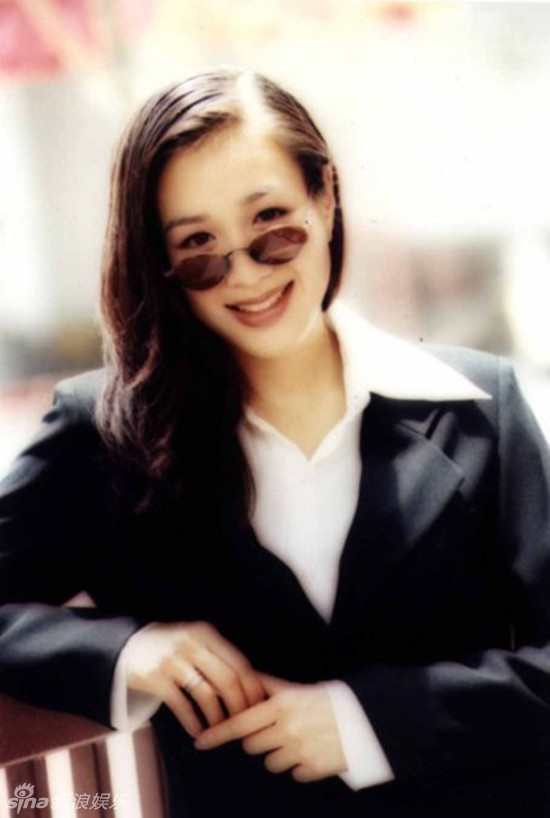 中国女性人口有多少_中国人,职业女性,靠着...-交通便利 交通便利图片