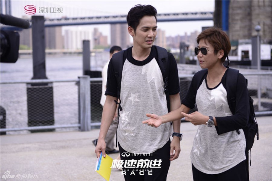 组图:钟汉良亲生<em>酷妹</em>首秀 兄妹俩帅到没朋友_