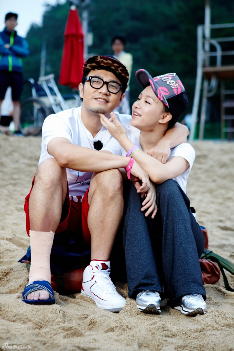 组图:文薇深情告白 王铮亮泪洒节目现场