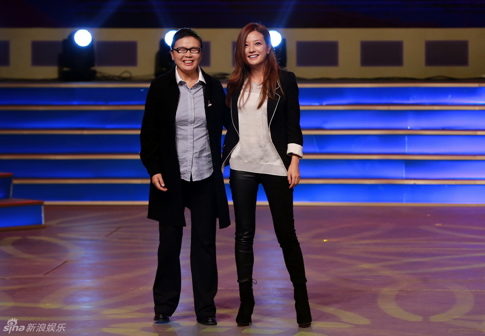  黄晓明获 百花 影帝 提名 赵薇笑其装淡定 -- 佛山