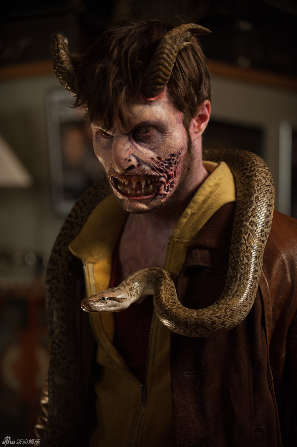 组图:哈利波特魔性大发 变长角丧尸面目全非