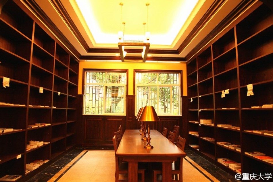 组图:民国风图书馆复古感十足 怀旧装修书香浓