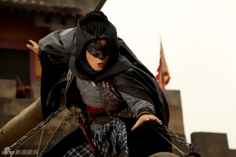 组图:严屹宽《新萧十一郎》曝照 个性不失痞气