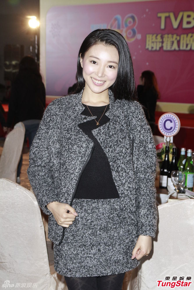 组图:佘诗曼不信视后内定 钟嘉欣若输也甘心