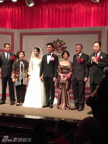 组图:林依晨婚宴分享私房情侣照 谢娜盛装出席_高清