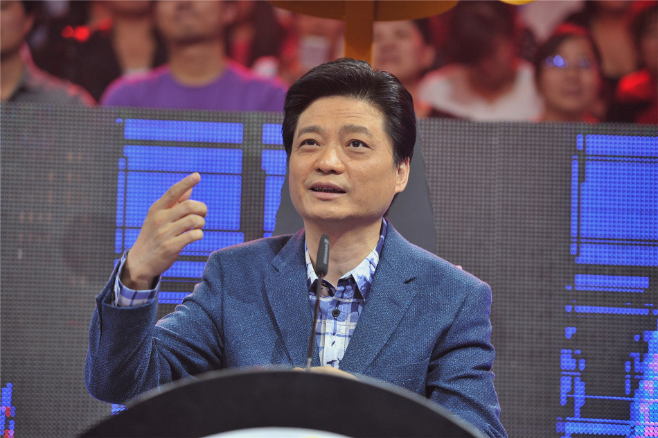 组图:超级笑星复赛 崔永元炮轰喜剧题材局限 -