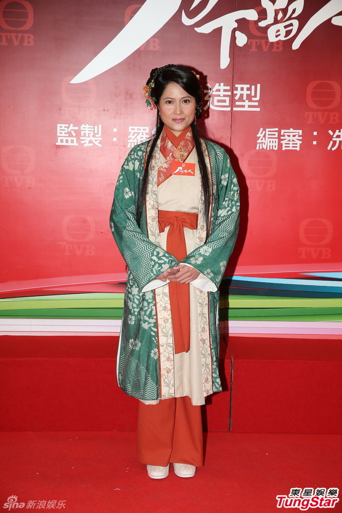 组图:黄德斌邵美琪新剧谈情 刽子手爱上接生婆