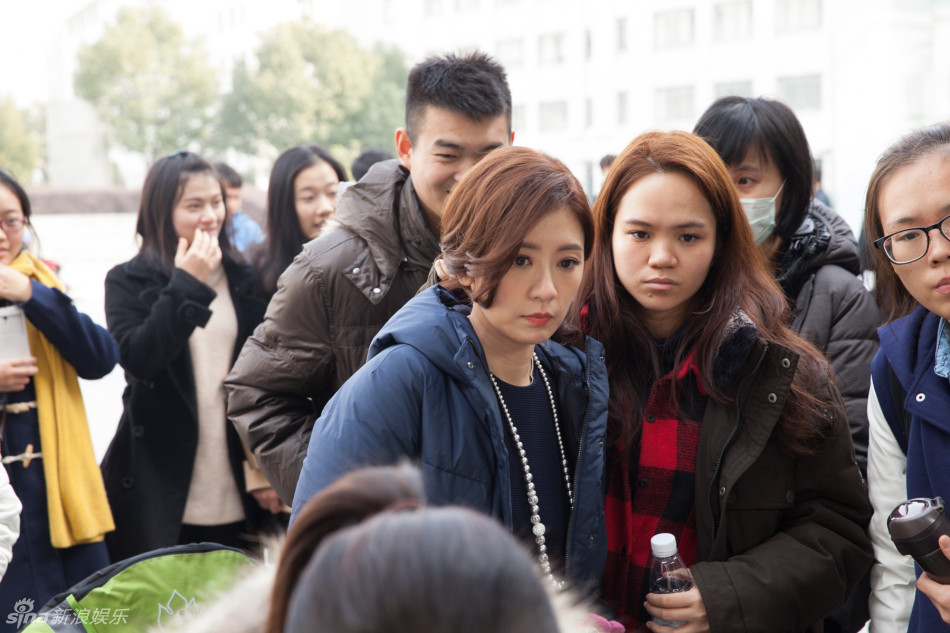 组图:《隐形的翅膀》贾静雯角色虐心曾想放弃