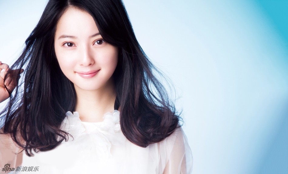 组图:日本最美女星佐佐木希白裙写真优雅迷人