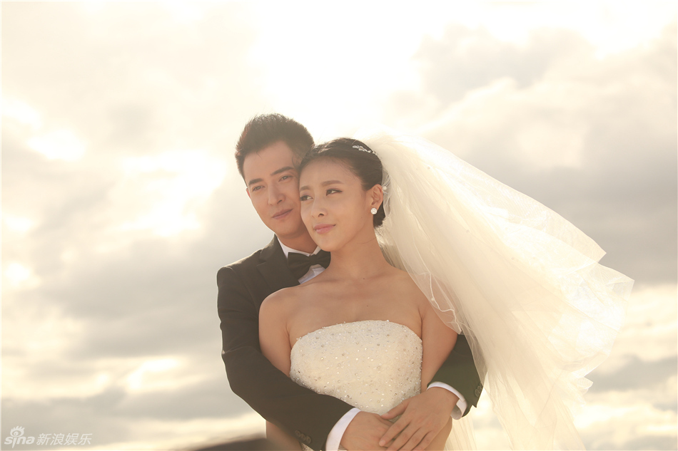 组图天天想你唯美婚纱照韩栋贾青牵手