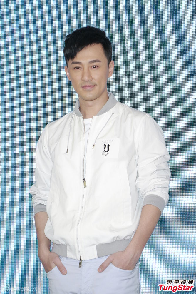 组图:林峰纯白造型亮相 不当老板专心演戏