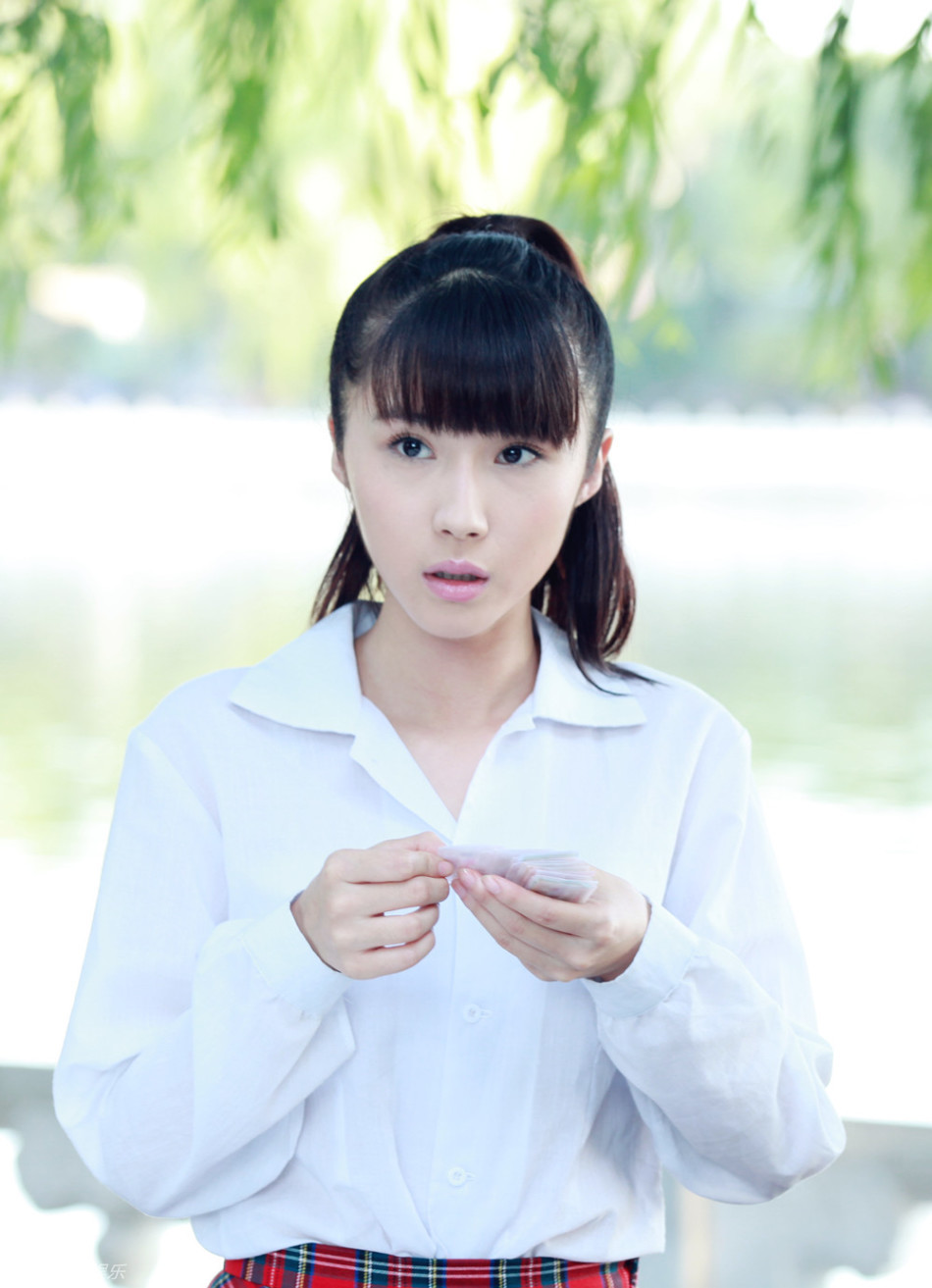 组图:方安娜《别叫我兄弟》女孩到女人蜕变