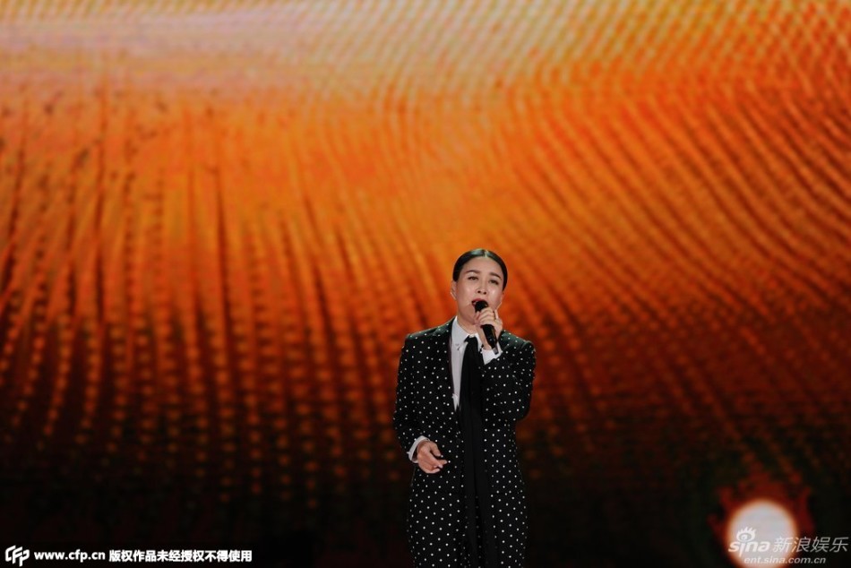 组图:2015央视羊年春晚 那英歌曲《丝路》