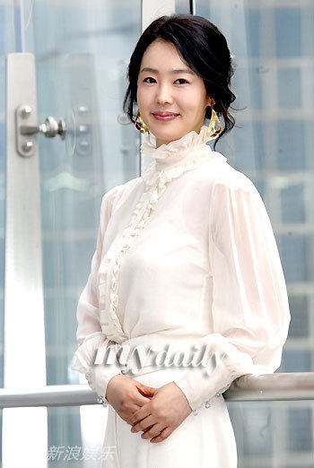 组图:韩国废除通奸罪 玉素利曾被判8个月监禁--扬子晚报网