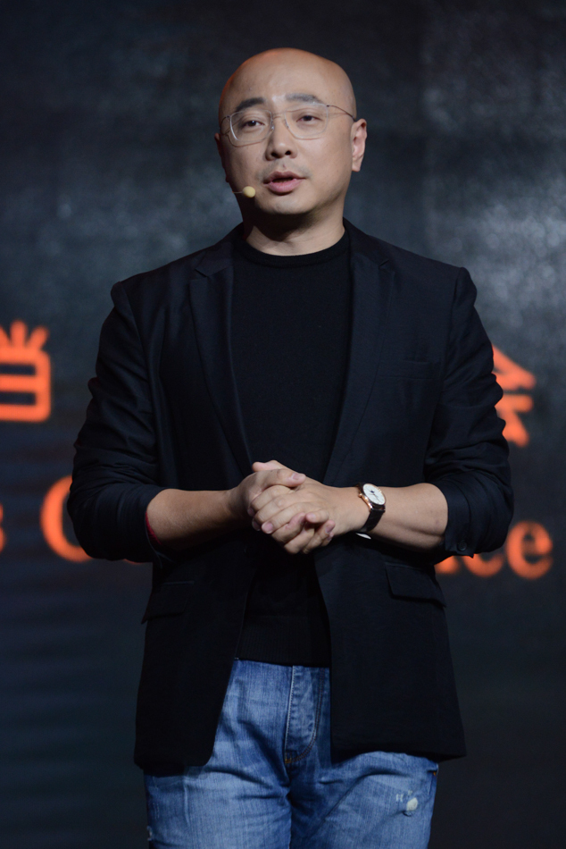徐峥亮相《港囧》全球定档发布会