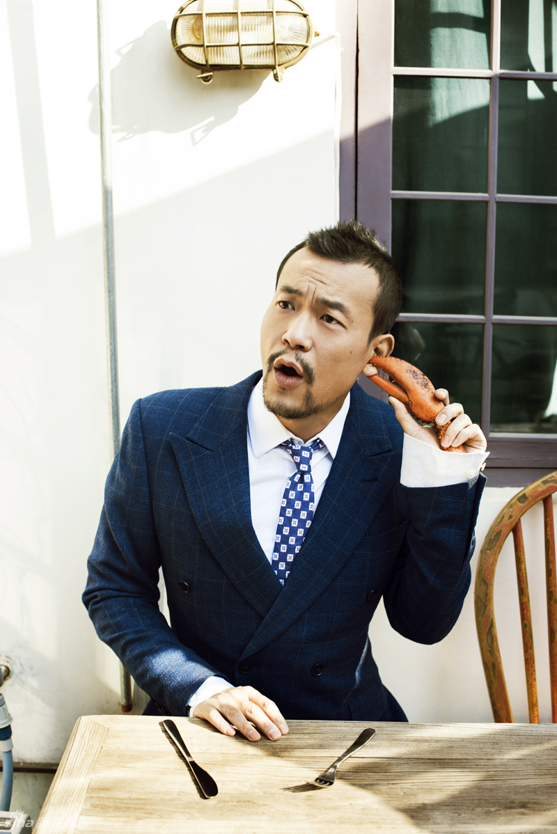 组图:廖凡时尚封面大片 顶龙虾搞怪雅痞范儿足_高清图集_新浪网