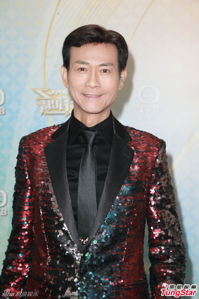 对下周一的肺市预测,郑少秋猜会是继续上升,不过炒股不过全交由太太主