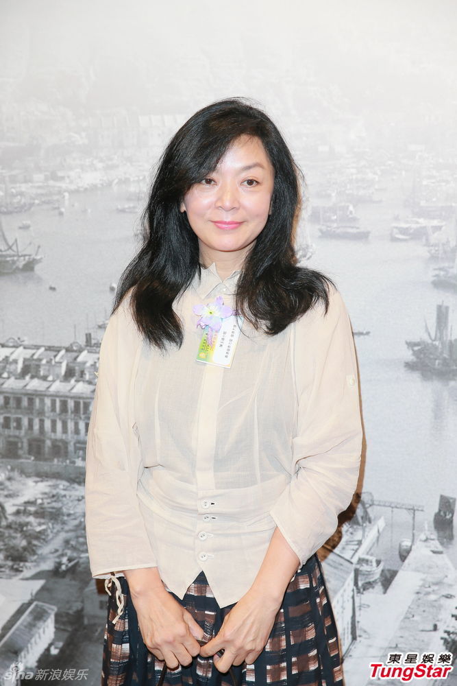 55岁陈玉莲显老态_高清图集_新浪网