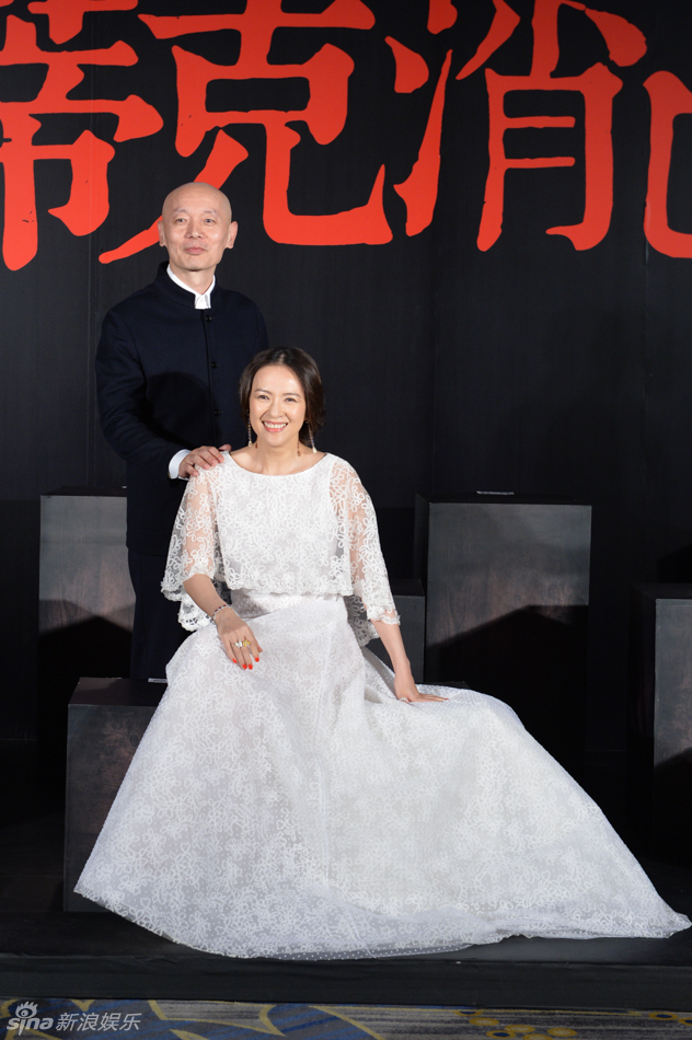 夏玲蕾丝婚纱发在哪_兰奕婚纱 翠丝小姐(3)