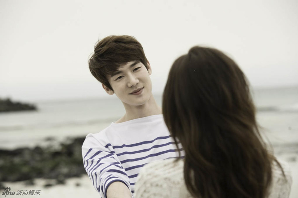 未播就已甜死狗!韩星姜素拉柳演锡曝幕后照