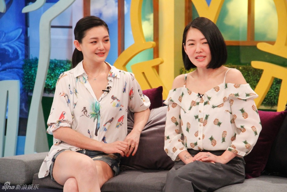 组图:大s小s合体亮相康熙来了 飙泪诉姐妹情_高清图集_新浪网