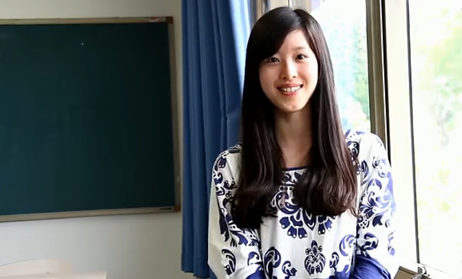 清华奶茶mm内衣照_清华大学毕业照