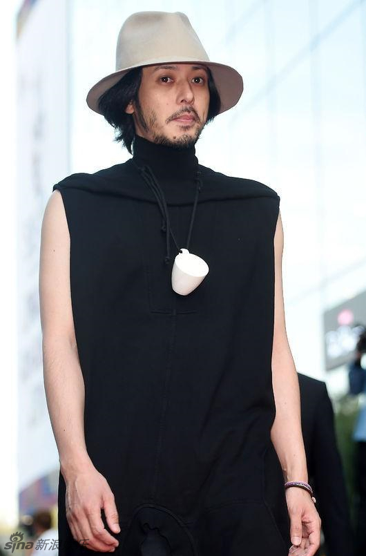 日星神木隆之介与张翰同台 展最萌身高差_娱乐