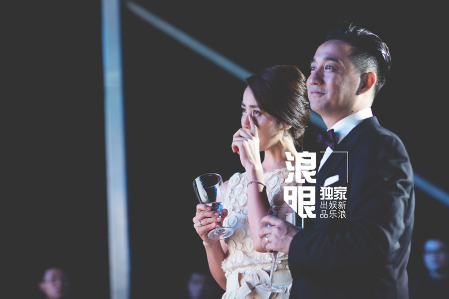 黄磊孙莉相爱20年补办婚礼 一家人温馨幸福_娱