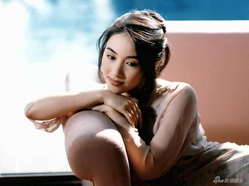 [青春照相馆] 黎姿迎44岁生日 :绝色美女放肆盛开