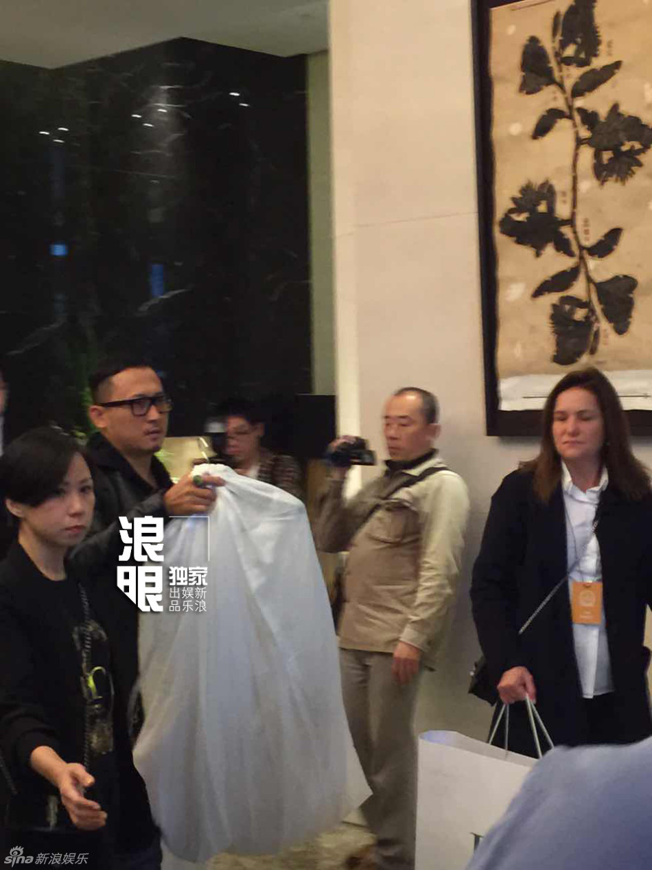 杨颖婚纱游戏_杨颖婚纱(3)
