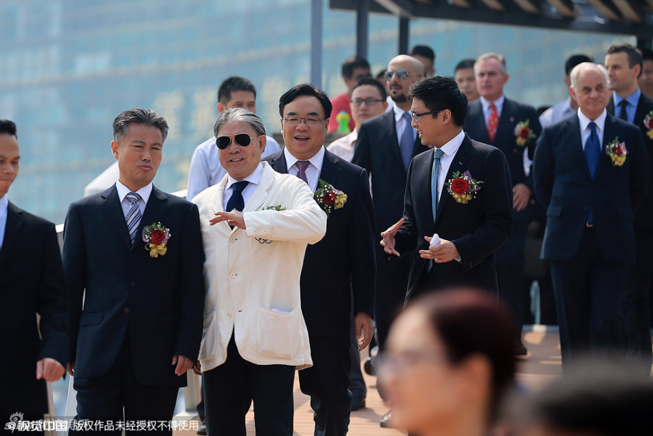 广州南沙湾国际游艇博览会在位于广州南沙游艇会举行,霍震霆,霍启山