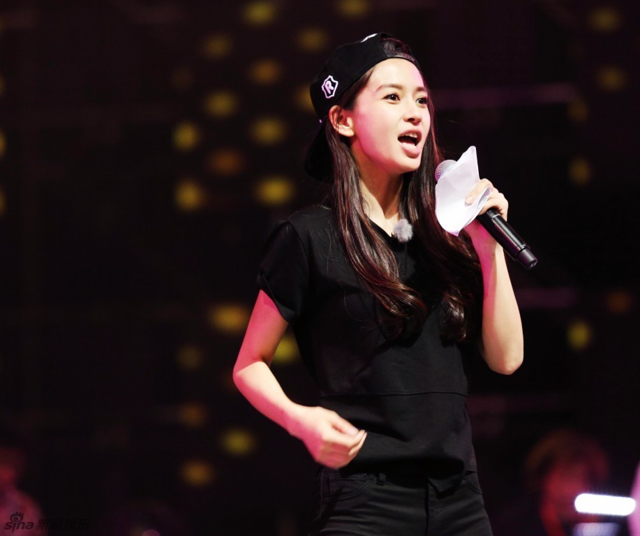 组图:跑男3上演演唱会 集体变歌王嗨爆全场 - 娱