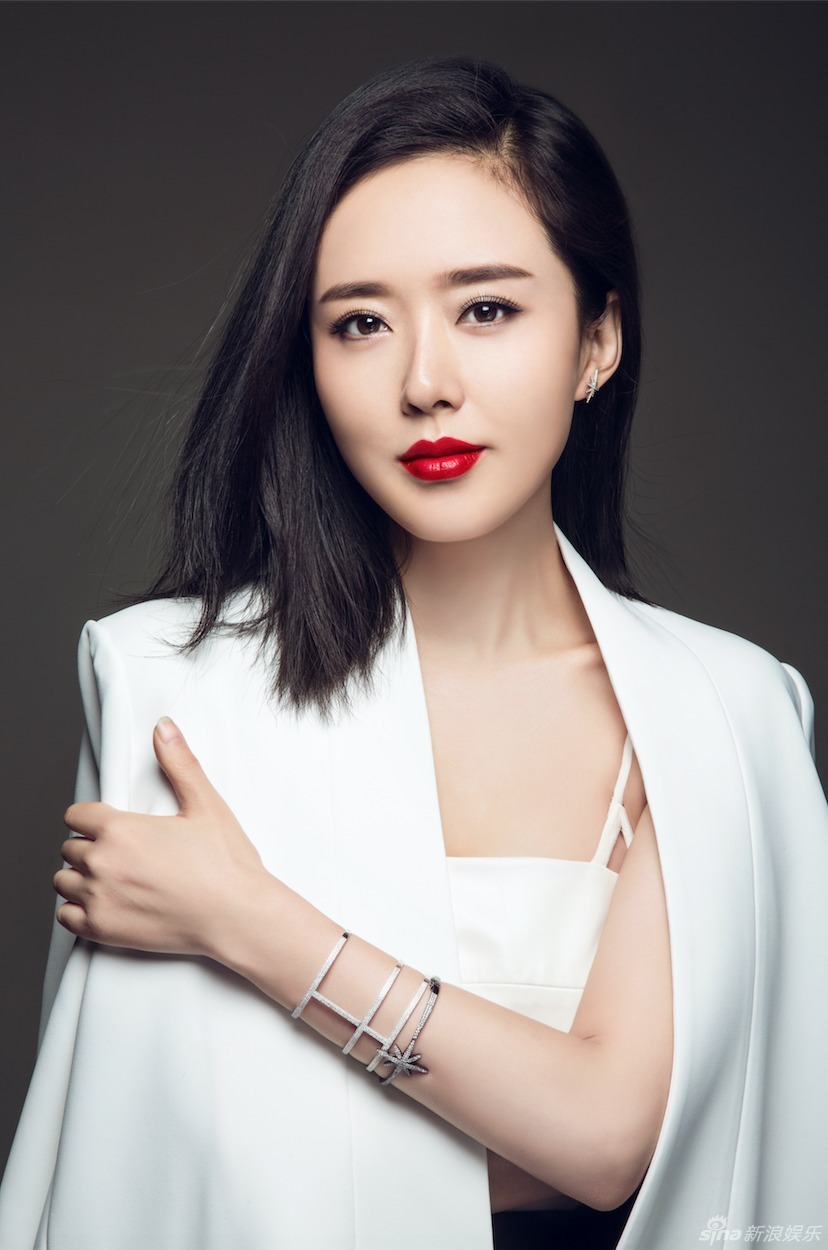 颜丹晨微电影大使写真显魅力