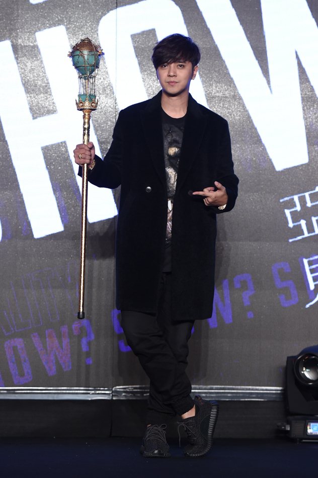 罗志祥发专辑《真人秀》 笑称蔡依林暴力