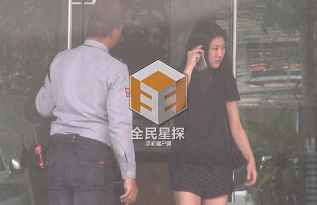 网曝钟汉良隐婚生女 与绯闻妻子谢易桦泰国酒店共处一夜组图