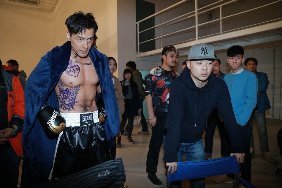 最美表演胡歌:不穿衣服演戏,有点害羞啊