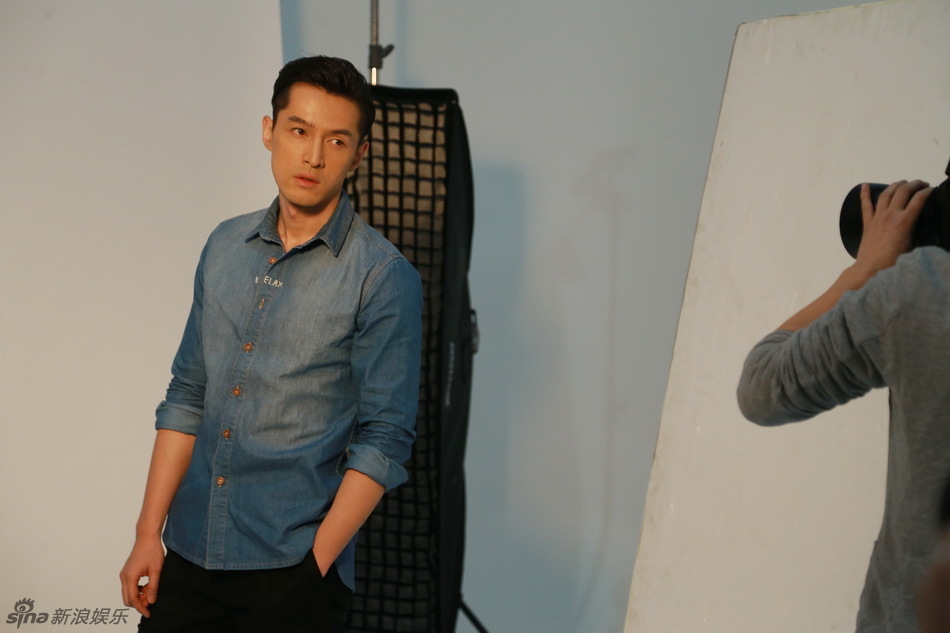 最美表演胡歌:不穿衣服演戏,有点害羞啊