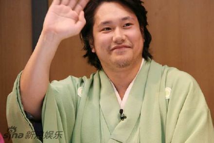 松山健一VS莱昂纳多 男神发福亮瞎眼