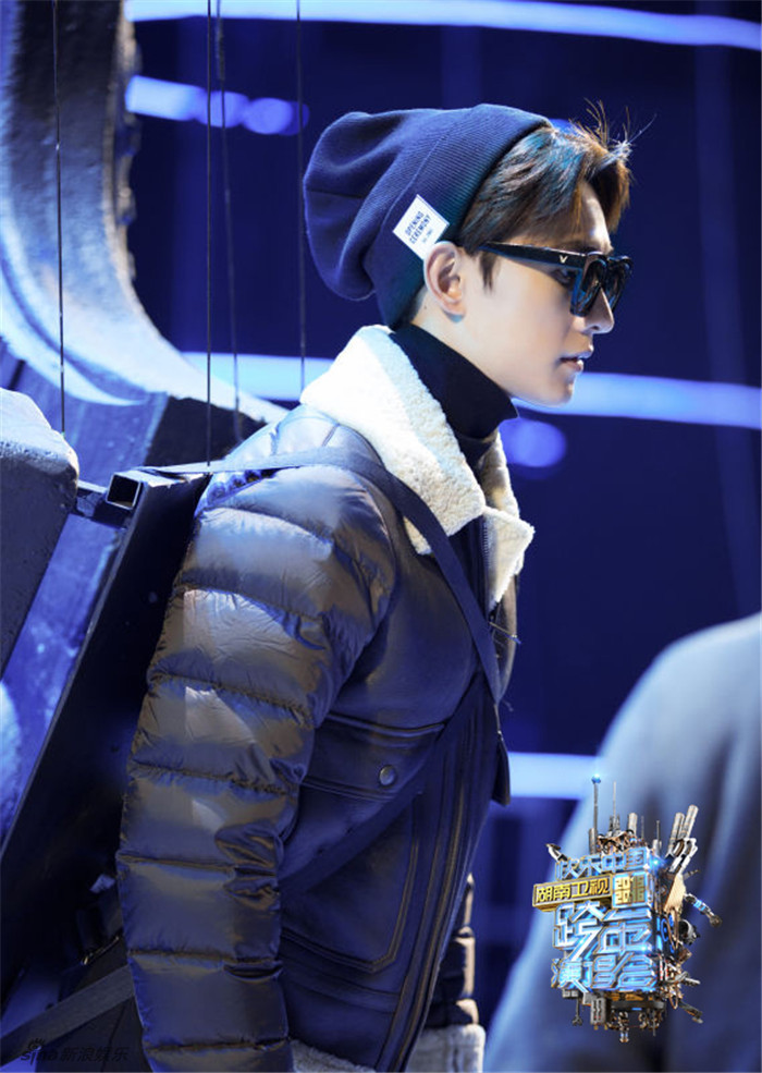 杨洋神秘威亚引期待 深夜彩排跨年晚会