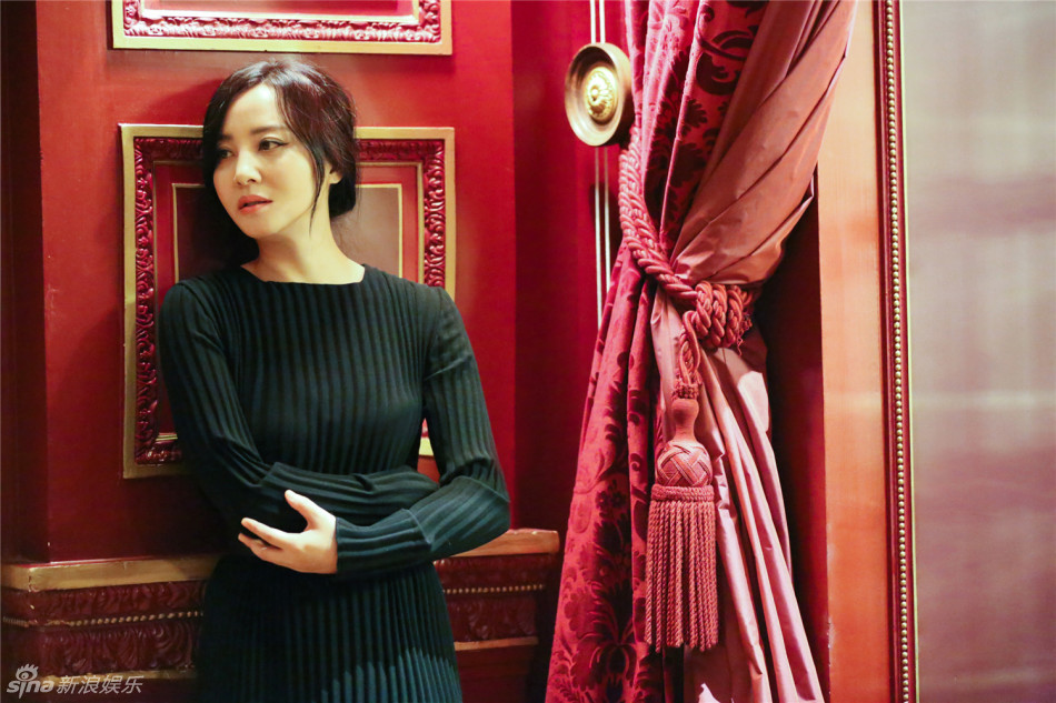 组图:陶红曝光最新写真 熟女荷尔蒙大爆发