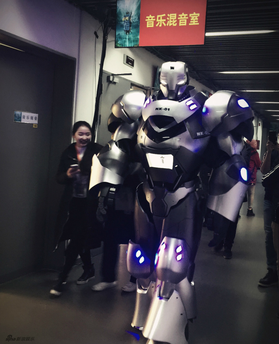 韩红现身湖南跨年彩排 坦言想签Bigbang