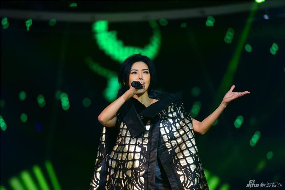 江苏跨年体验:古惑仔帅飞池昌旭拼中文